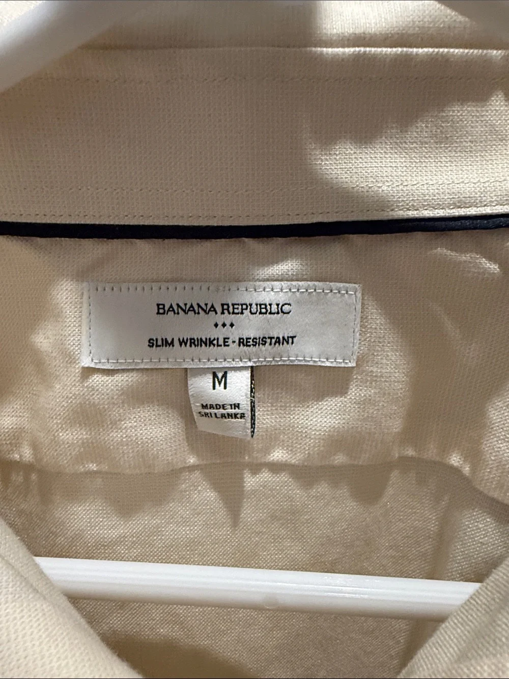Banana Republic Men's Cream Dress Shirt with Spread Collar